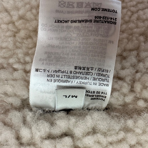 TOTEME Signature Shearling Jacket - NWT - Picture 8 of 10